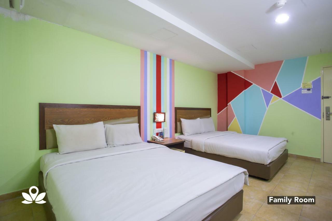 Hotel Weilia Malacca Exterior photo