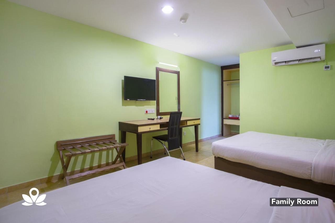 Hotel Weilia Malacca Exterior photo